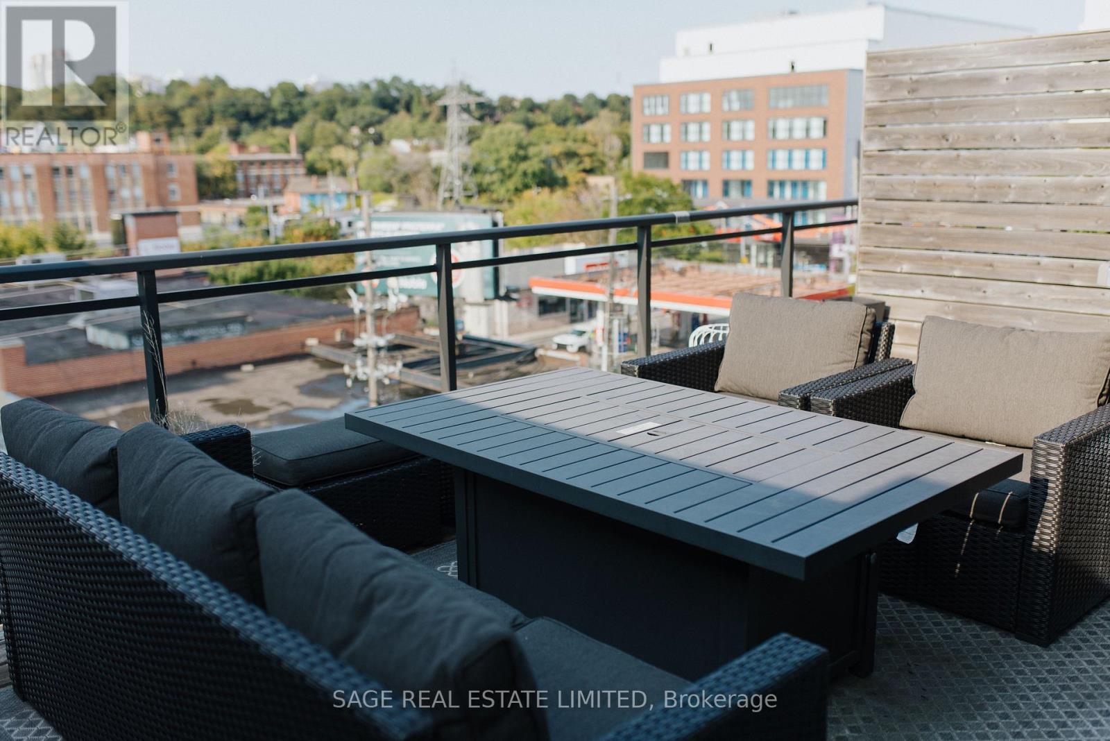 202 - 483 Dupont Street N, Toronto, Ontario  M6G 1Y6 - Photo 12 - C12503682