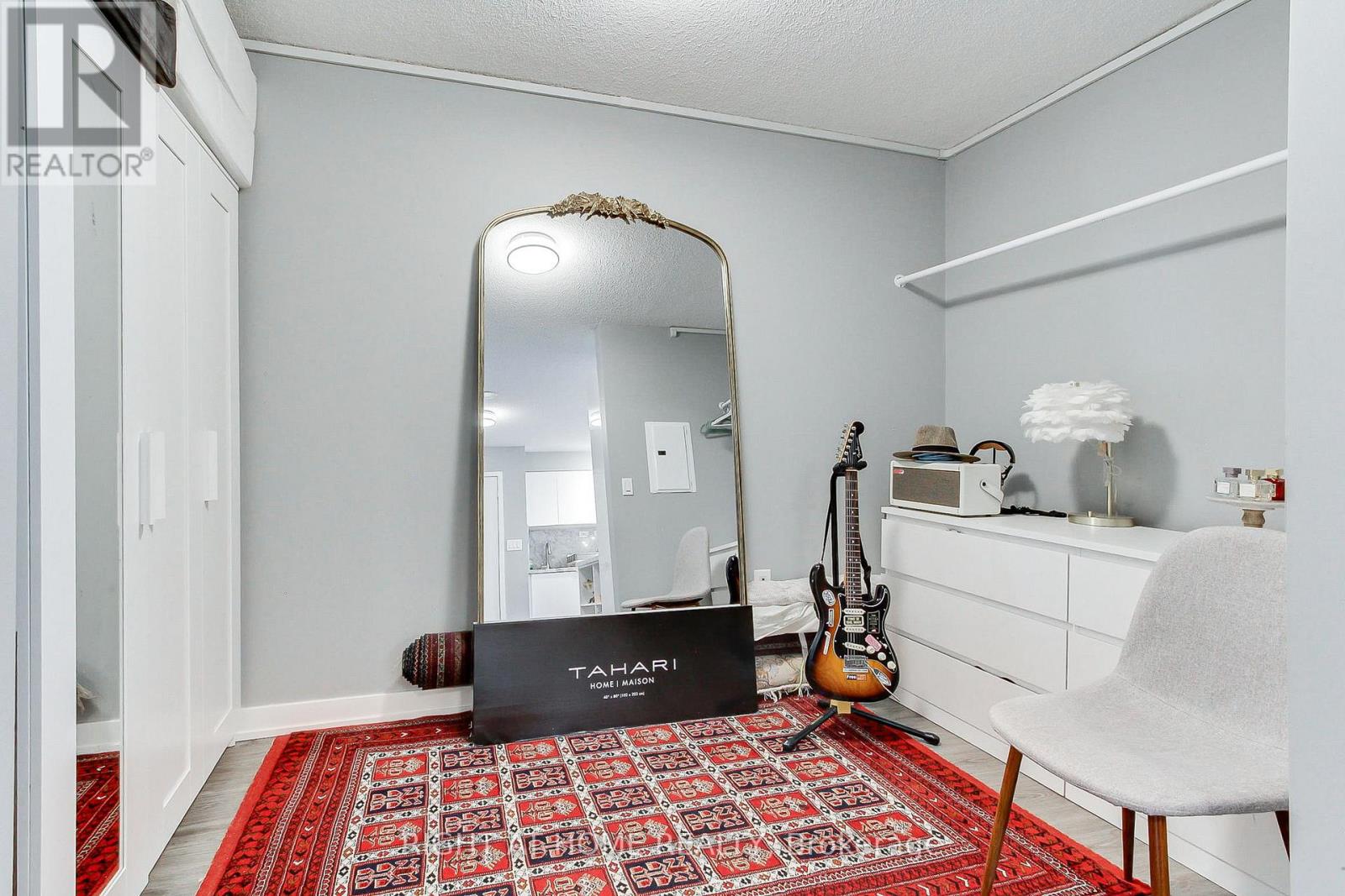 829 - 10 Capreol Court, Toronto, Ontario  M5V 4B3 - Photo 19 - C12503720