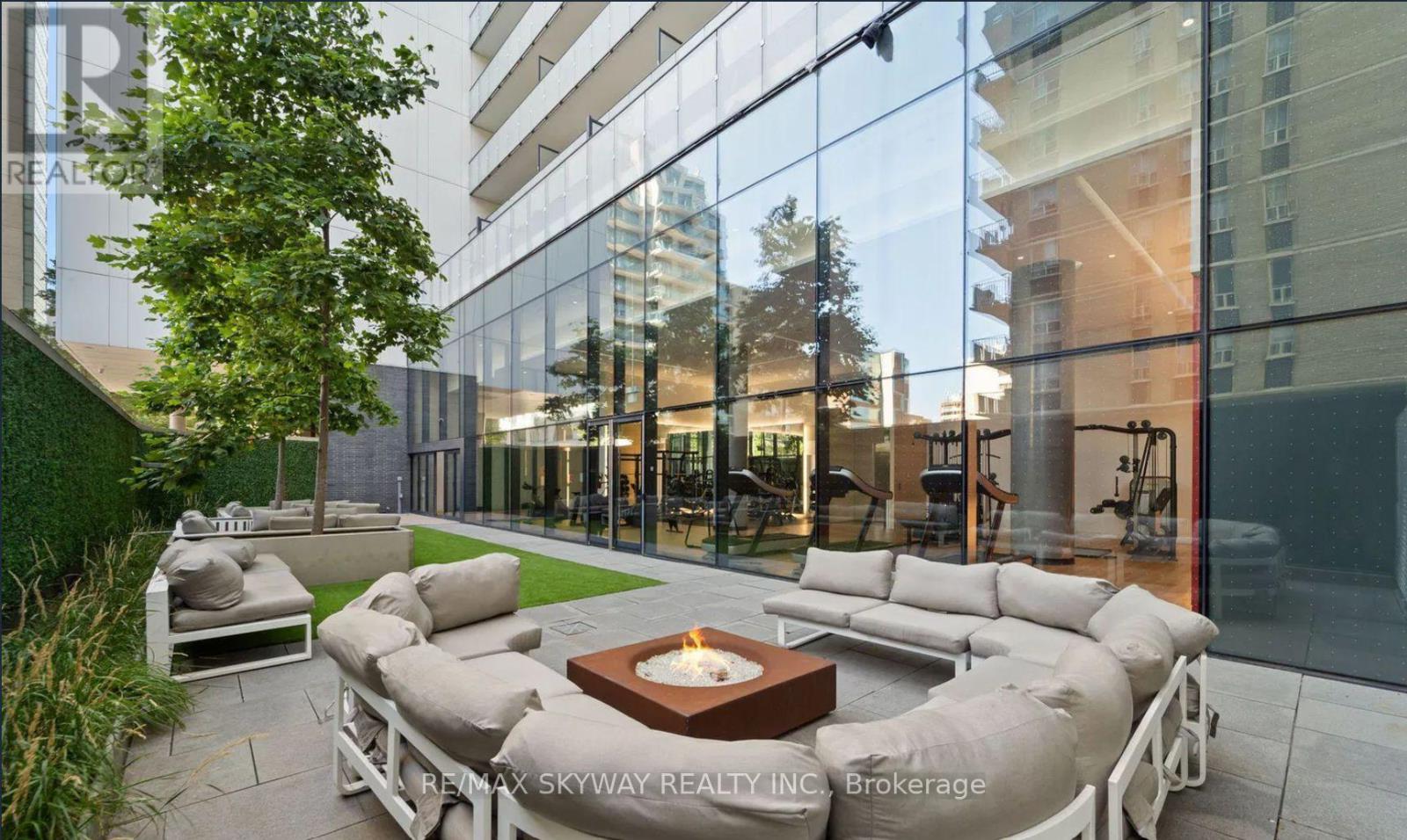 311 - 185 ROEHAMPTON AVENUE, Toronto, Ontario