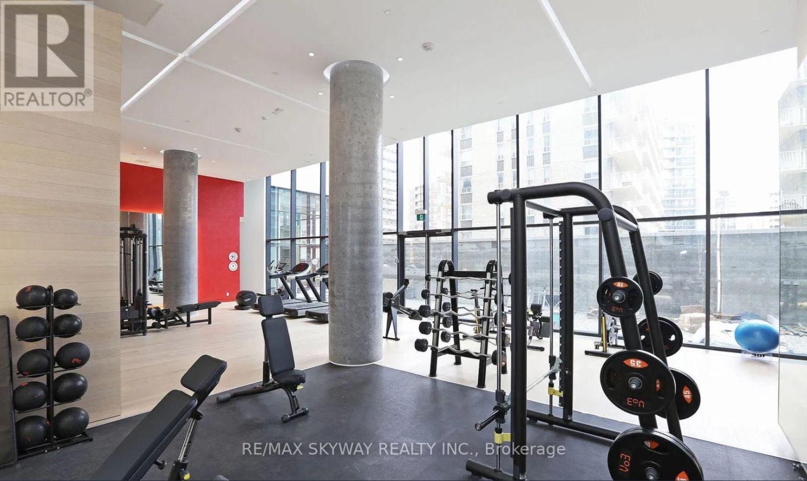 311 - 185 Roehampton Avenue, Toronto, Ontario  M4P 0C6 - Photo 2 - C12503736