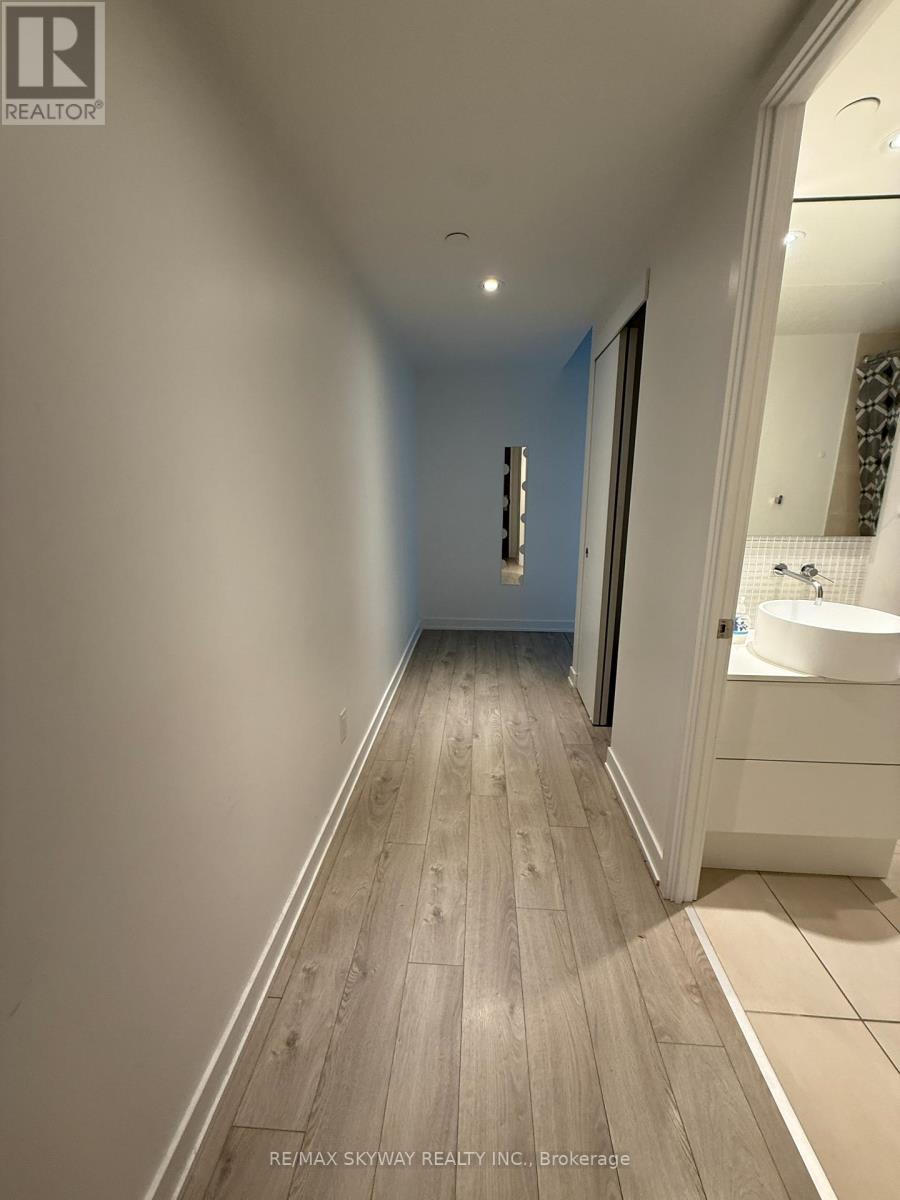 311 - 185 Roehampton Avenue, Toronto, Ontario  M4P 0C6 - Photo 4 - C12503736