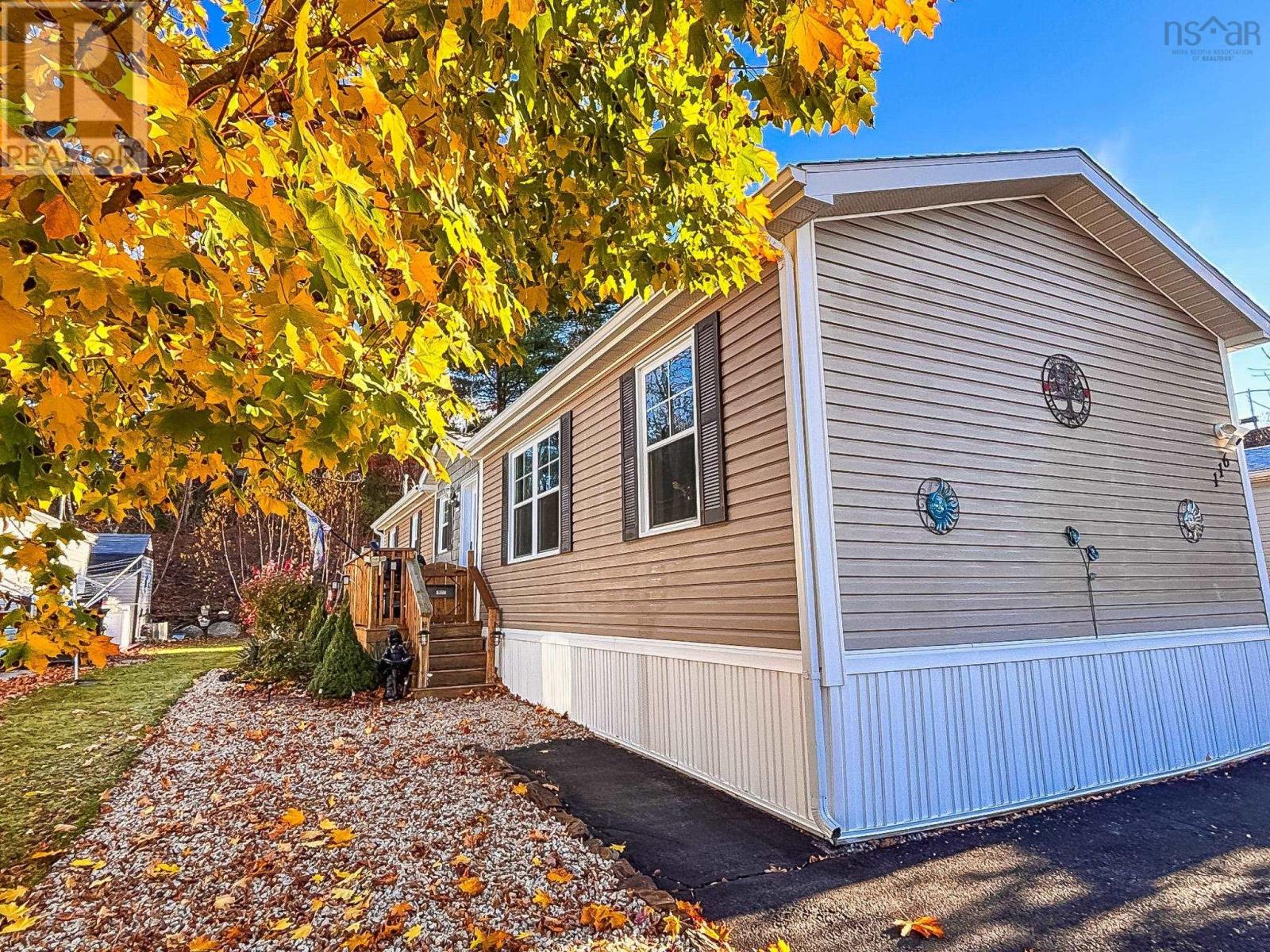 116 Sherbrooke Avenue, Bridgewater, Nova Scotia