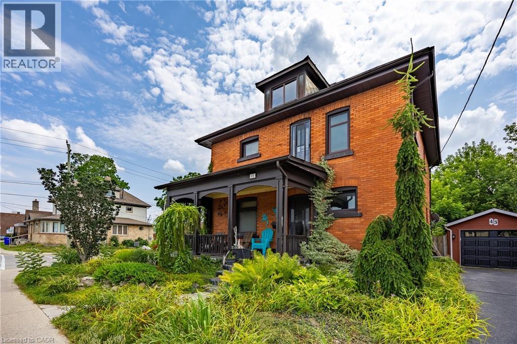 41 Baldwin Street, Tillsonburg, Ontario  N4G 2K4 - Photo 3 - 40749297