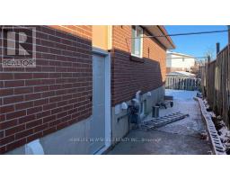 BSMT - 121 PETWORTH CRESCENT, Toronto, Ontario