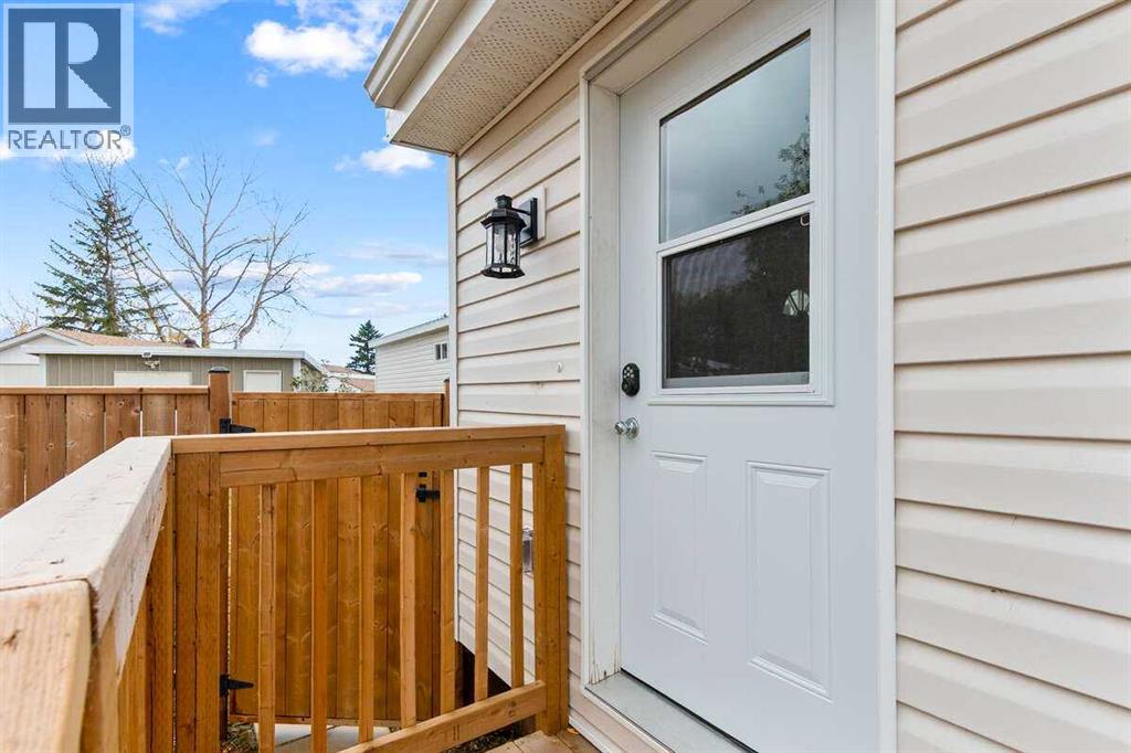 5800 46 Street, Olds, Alberta  T4H 1G8 - Photo 3 - A2265726