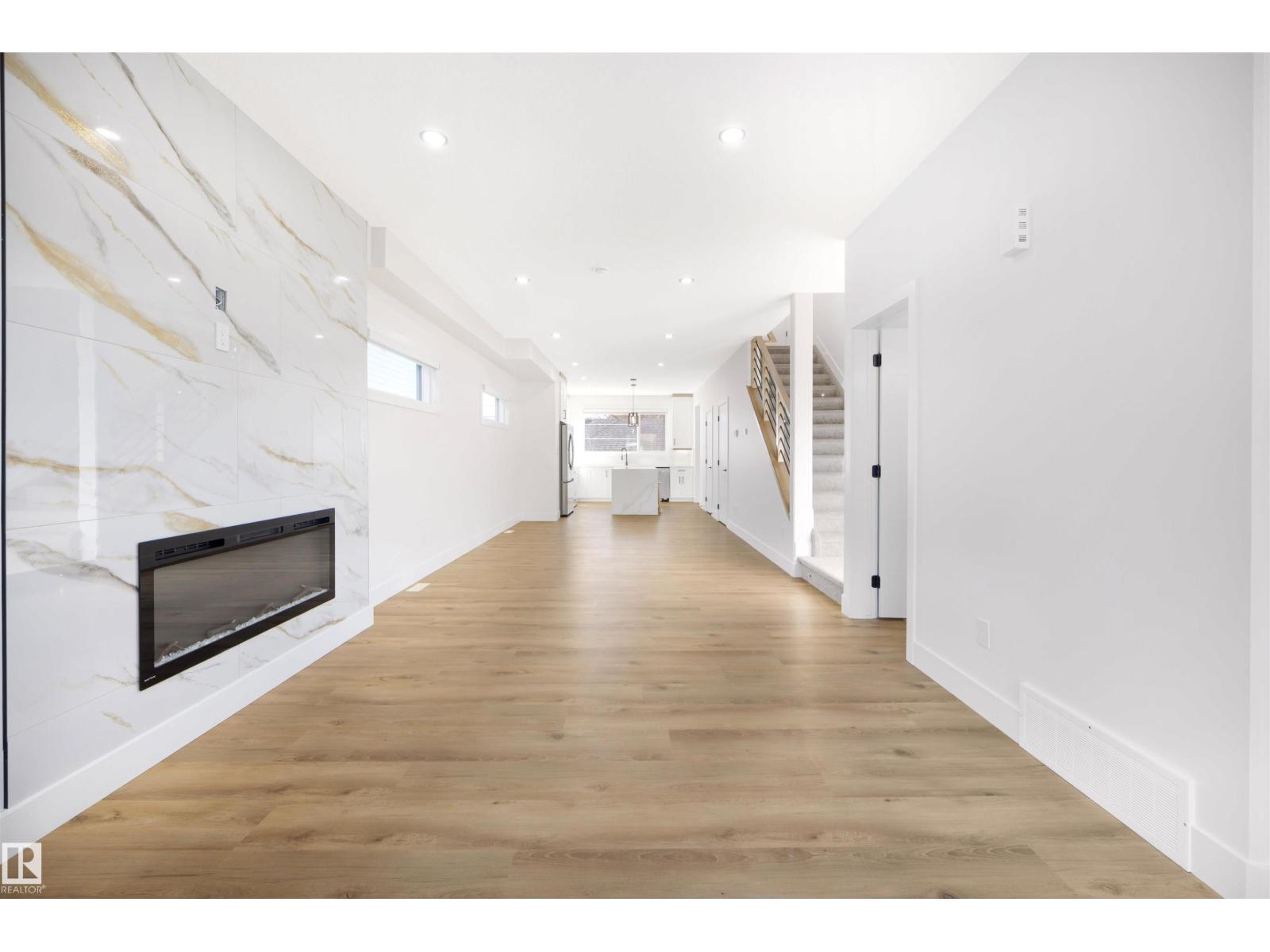 10711 52 St Nw, Edmonton, Alberta  T6A 2H1 - Photo 10 - E4459255