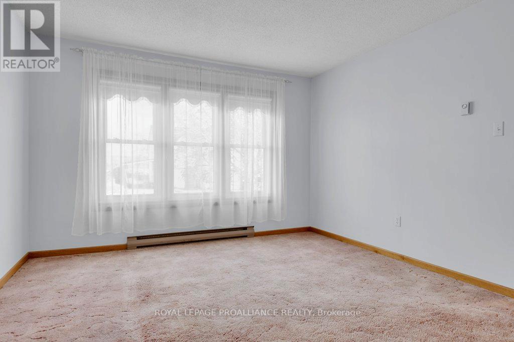 208 William Street, Stirling-Rawdon, Ontario  K0K 3E0 - Photo 10 - X12504032