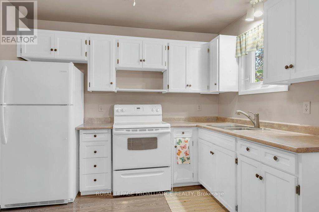 208 William Street, Stirling-Rawdon (Stirling Ward), Ontario  K0K 3E0 - Photo 13 - X12504032