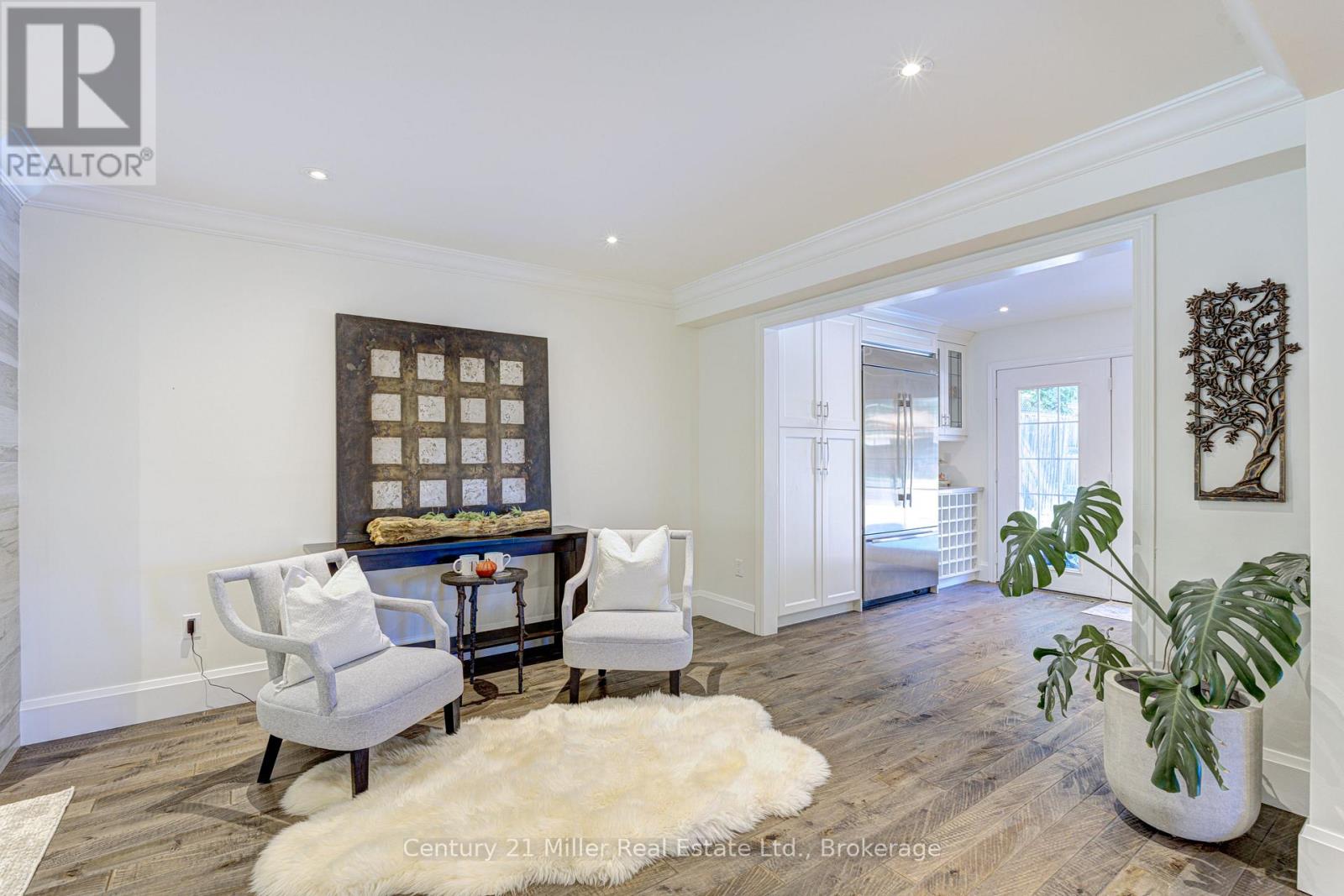 6 Mays Crescent, Hamilton, Ontario  L8B 0G4 - Photo 14 - X12502892