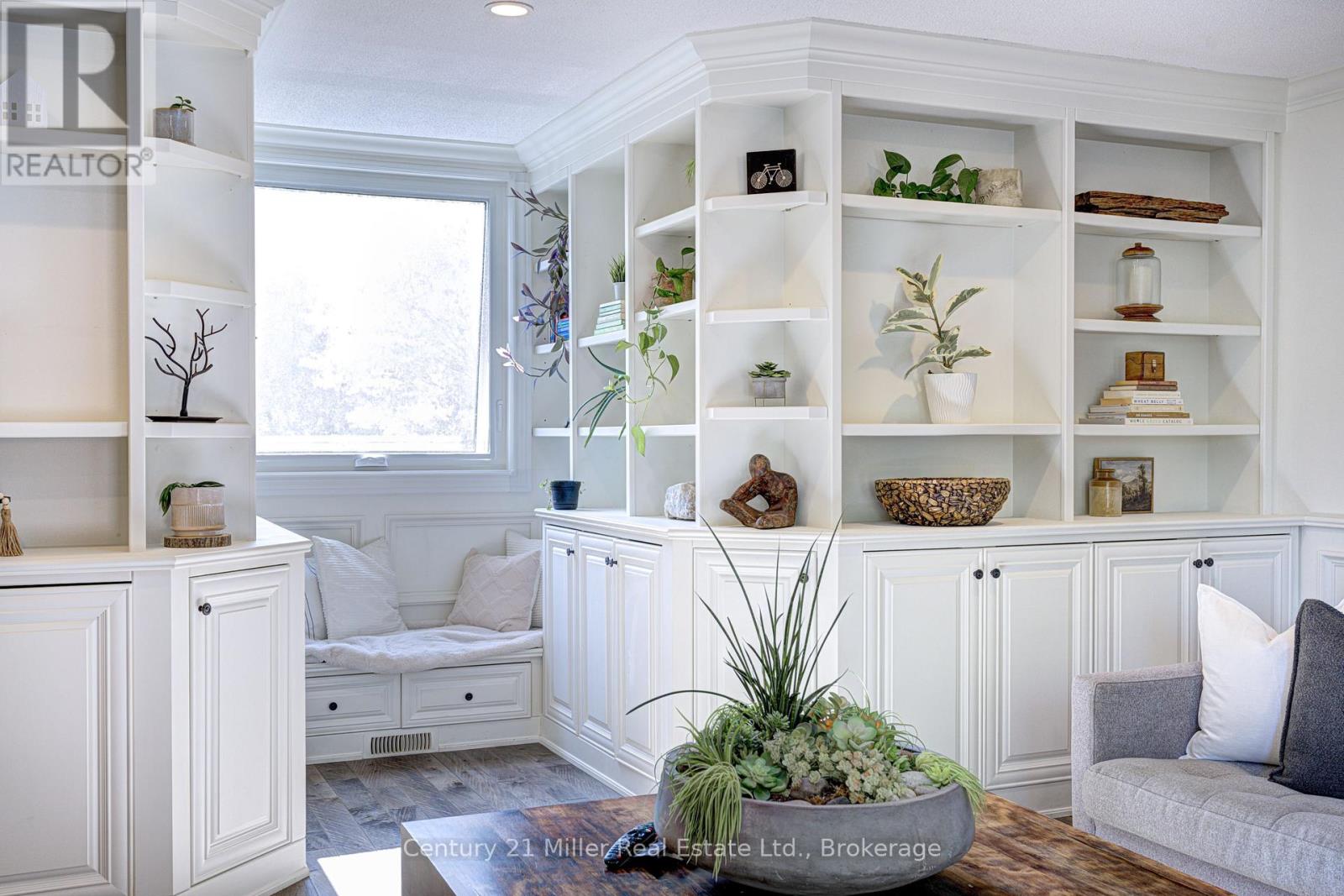 6 Mays Crescent, Hamilton, Ontario  L8B 0G4 - Photo 30 - X12502892