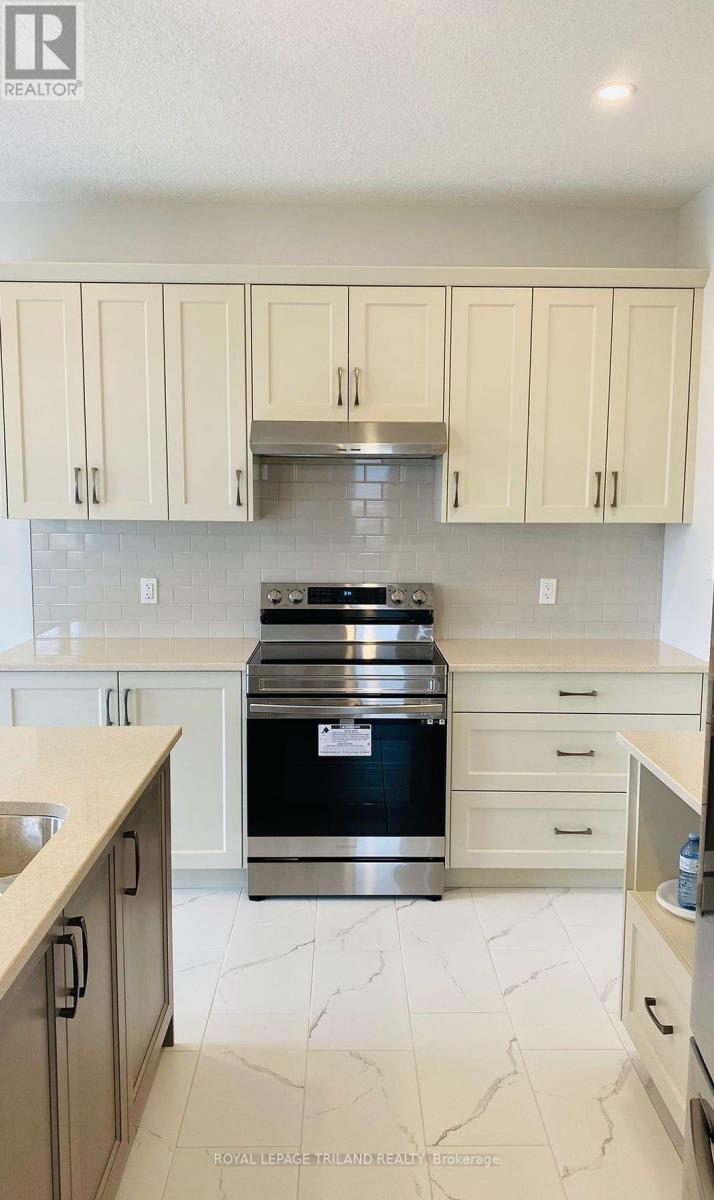 7 Welch Court, St. Thomas, Ontario N5R 0M1 - Photo 11 - X12503768