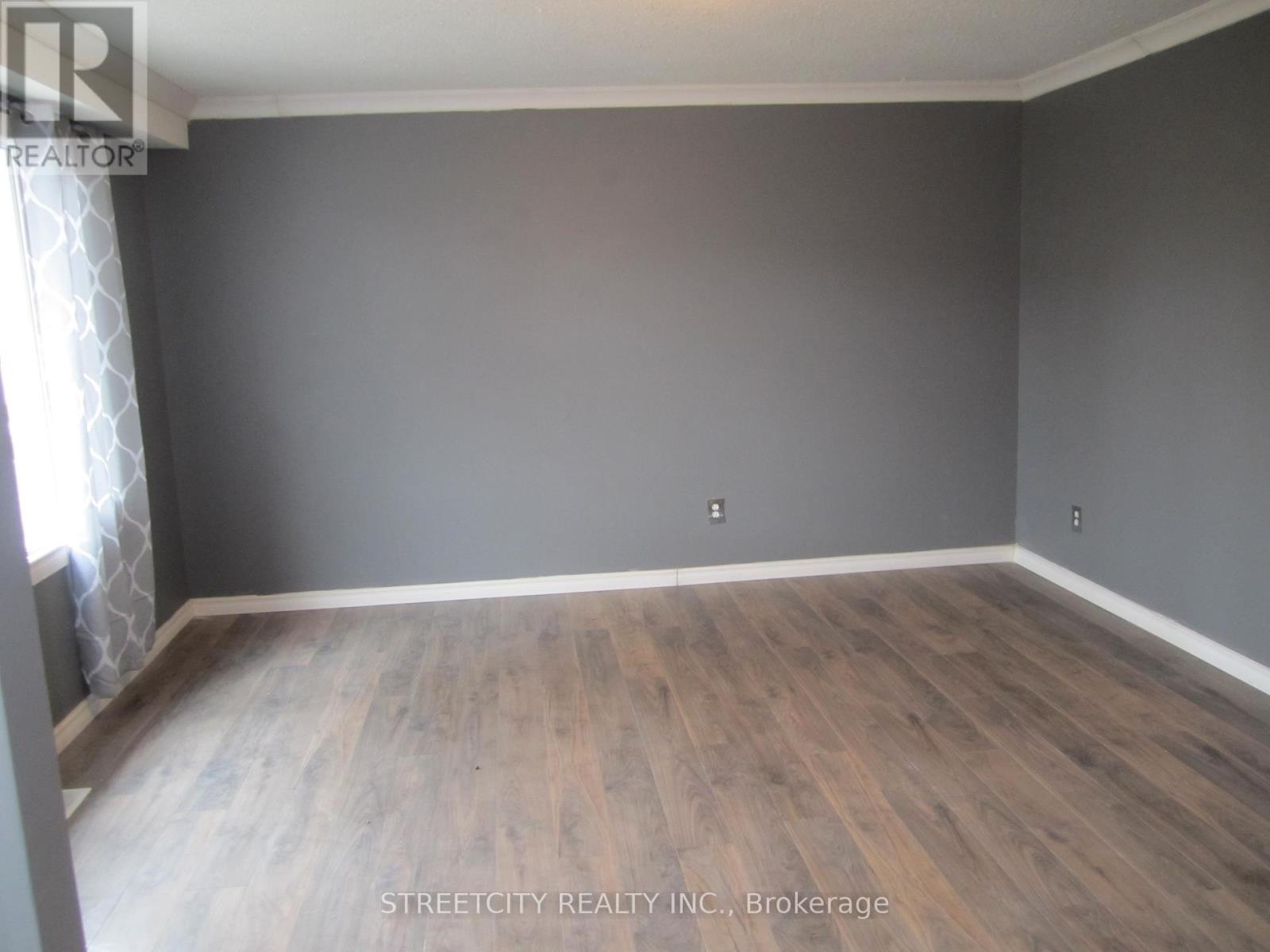 1331 Limberlost Road, London North, Ontario  N6G 2W4 - Photo 3 - X12503842