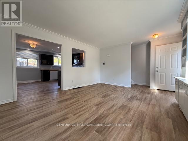 17 Vincent Crescent S, London South, Ontario  N6C 4X9 - Photo 11 - X12503948