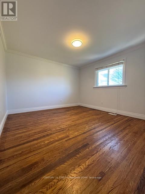 17 Vincent Crescent S, London South, Ontario  N6C 4X9 - Photo 32 - X12503948