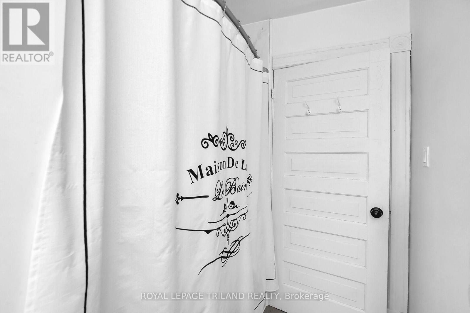 86 Kains Street, St. Thomas, Ontario  N5P 1N7 - Photo 24 - X12503990