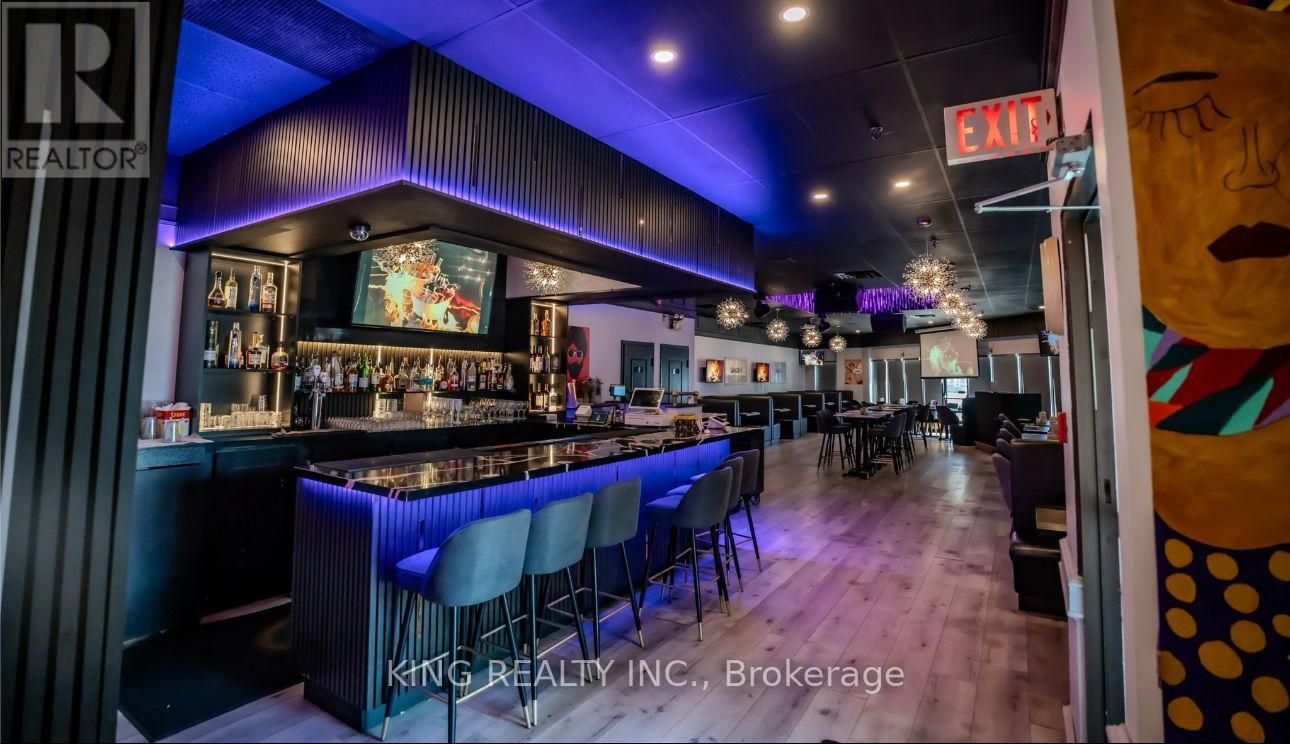 1 - 3300 STEELES AVENUE W, Vaughan, Ontario