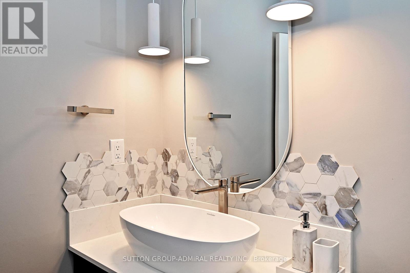 32 Seabreeze Avenue, Vaughan, Ontario  L4J 8R7 - Photo 35 - N12503732