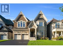 55 GLENSTEEPLE TRAIL, Aurora, Ontario