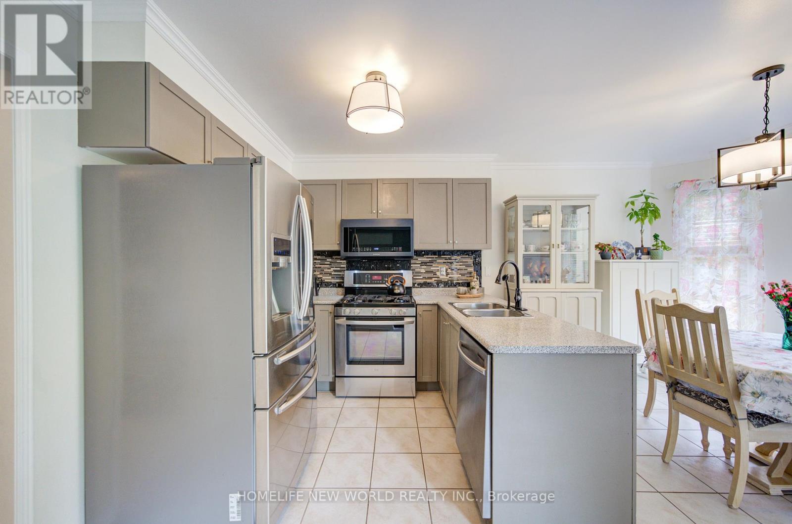 186 Solway Avenue, Vaughan, Ontario L6A 3C3 - Photo 43 - N12481115