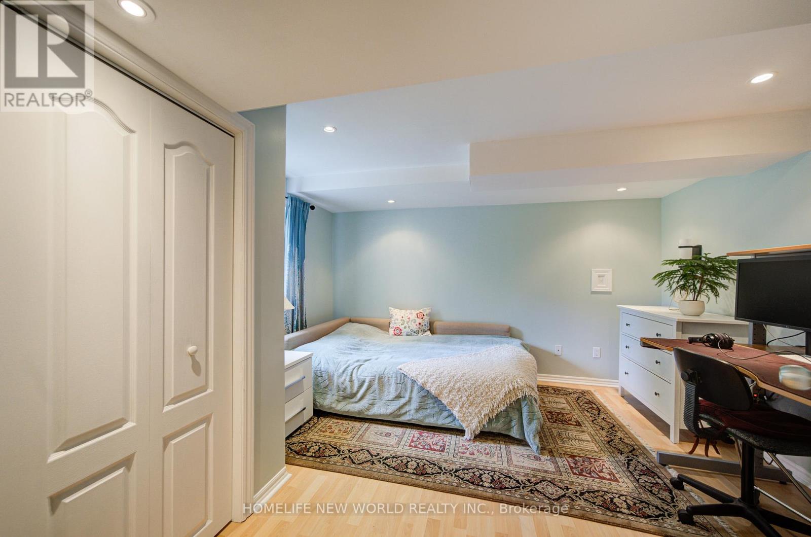 186 Solway Avenue, Vaughan, Ontario L6A 3C3 - Photo 33 - N12481115