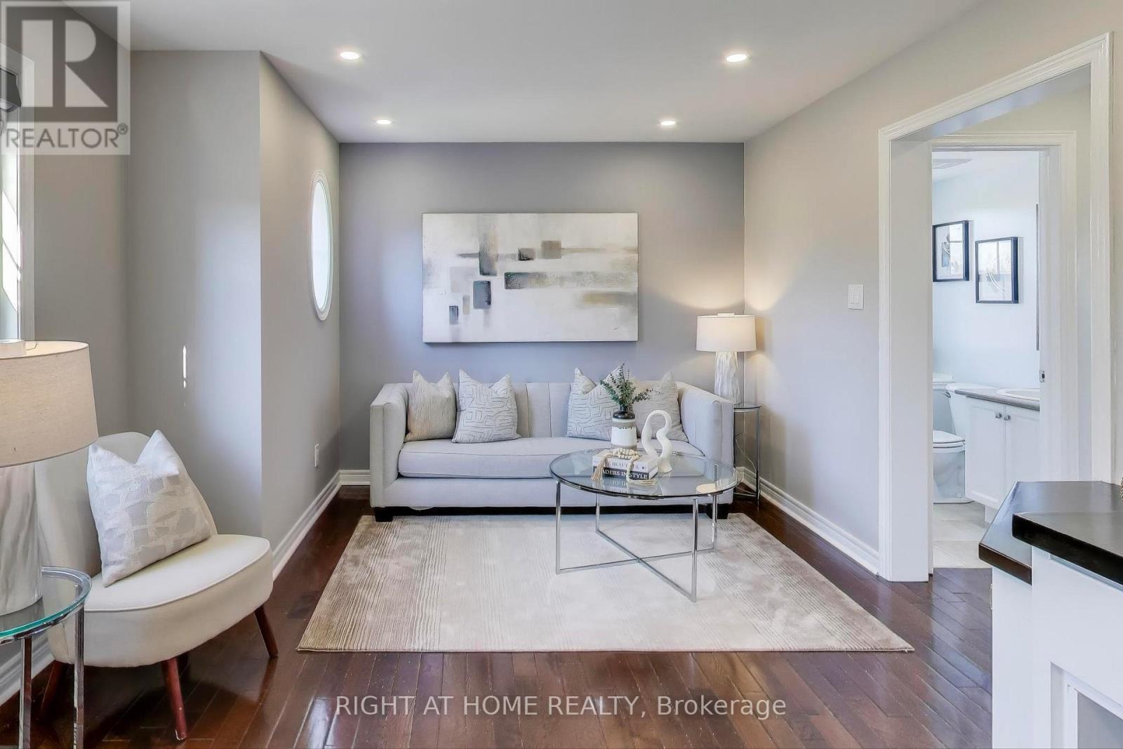 27 Hawtin Lane, Aurora, Ontario L4G 7L4 - Photo 9 - N12499804