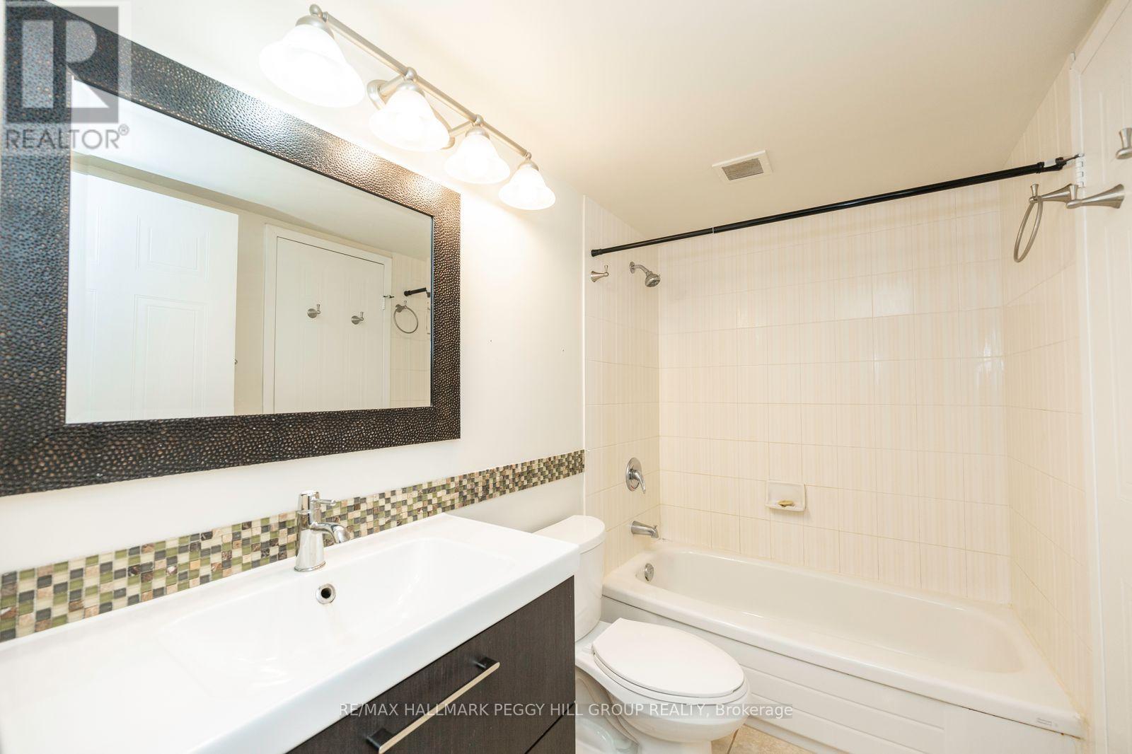 505 - 75 Ellen Street, Barrie, Ontario  L4N 7R6 - Photo 8 - S12503726