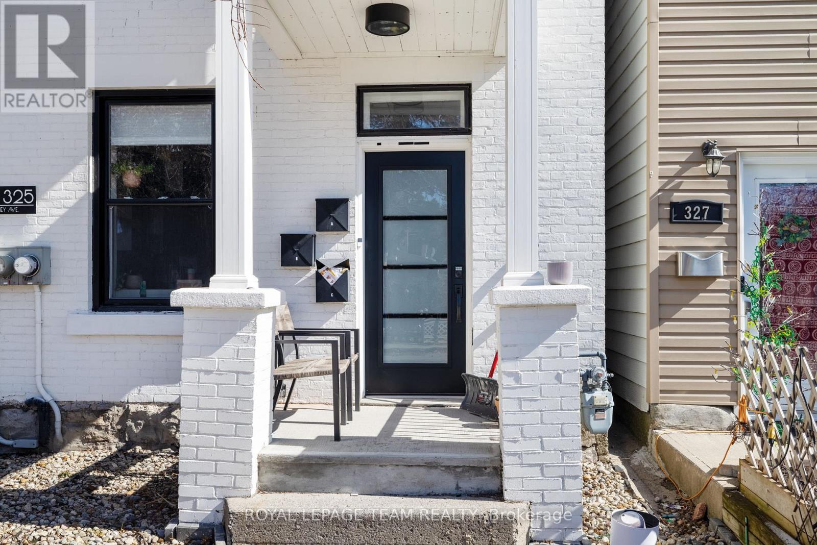 A - 325 Hinchey Avenue, Ottawa, Ontario  K1Y 1M1 - Photo 2 - X12503762