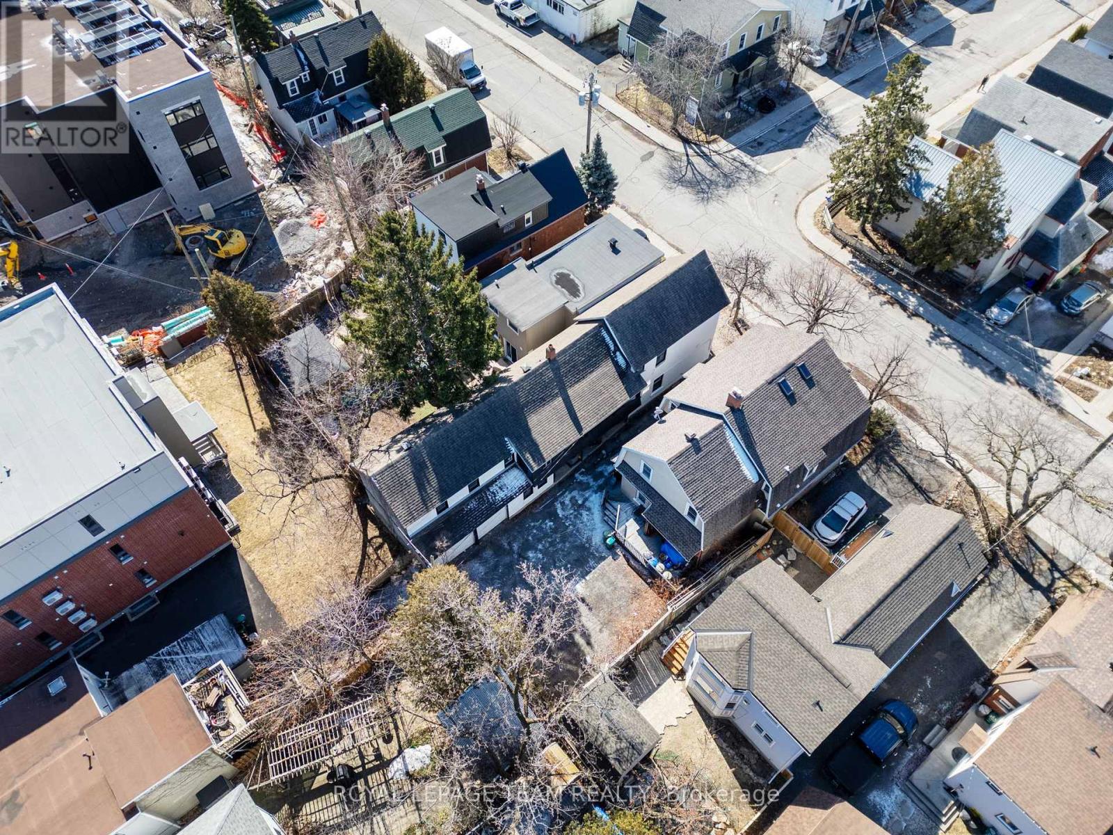 A - 325 Hinchey Avenue, Ottawa, Ontario  K1Y 1M1 - Photo 26 - X12503762