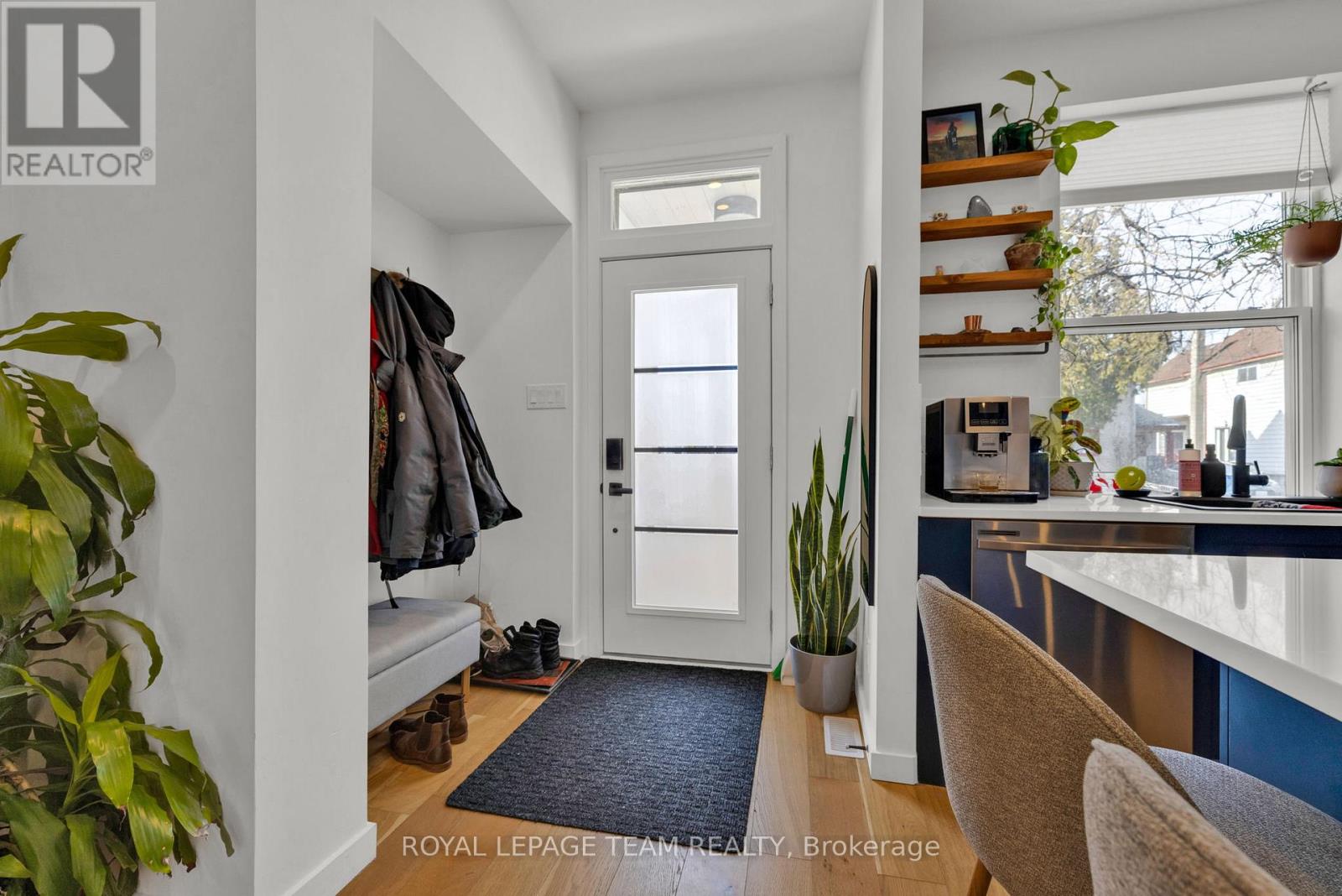 A - 325 Hinchey Avenue, Ottawa, Ontario  K1Y 1M1 - Photo 3 - X12503762