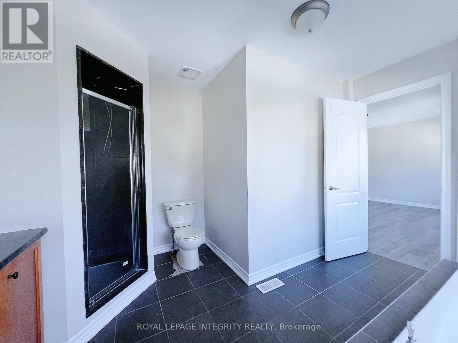 52 Sundragon Way, Ottawa, Ontario  K2C 3H2 - Photo 14 - X12503800