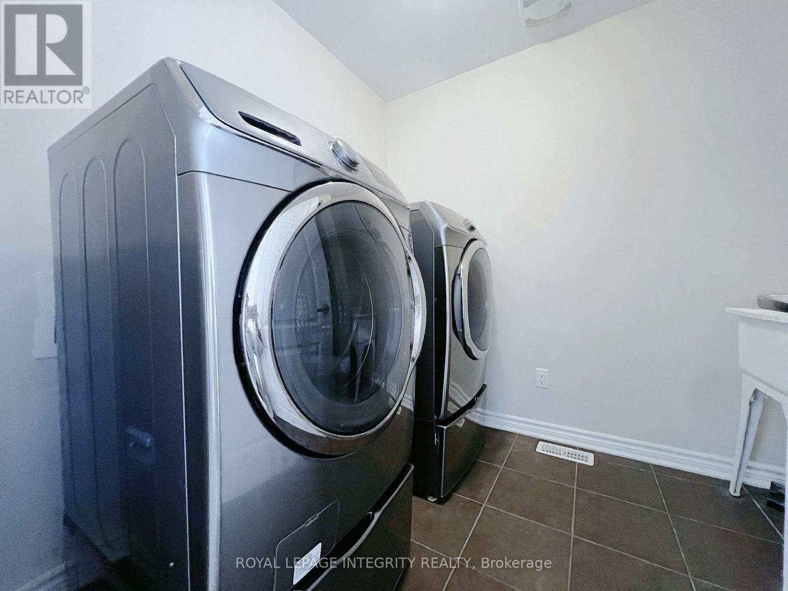 52 Sundragon Way, Ottawa, Ontario  K2C 3H2 - Photo 20 - X12503800