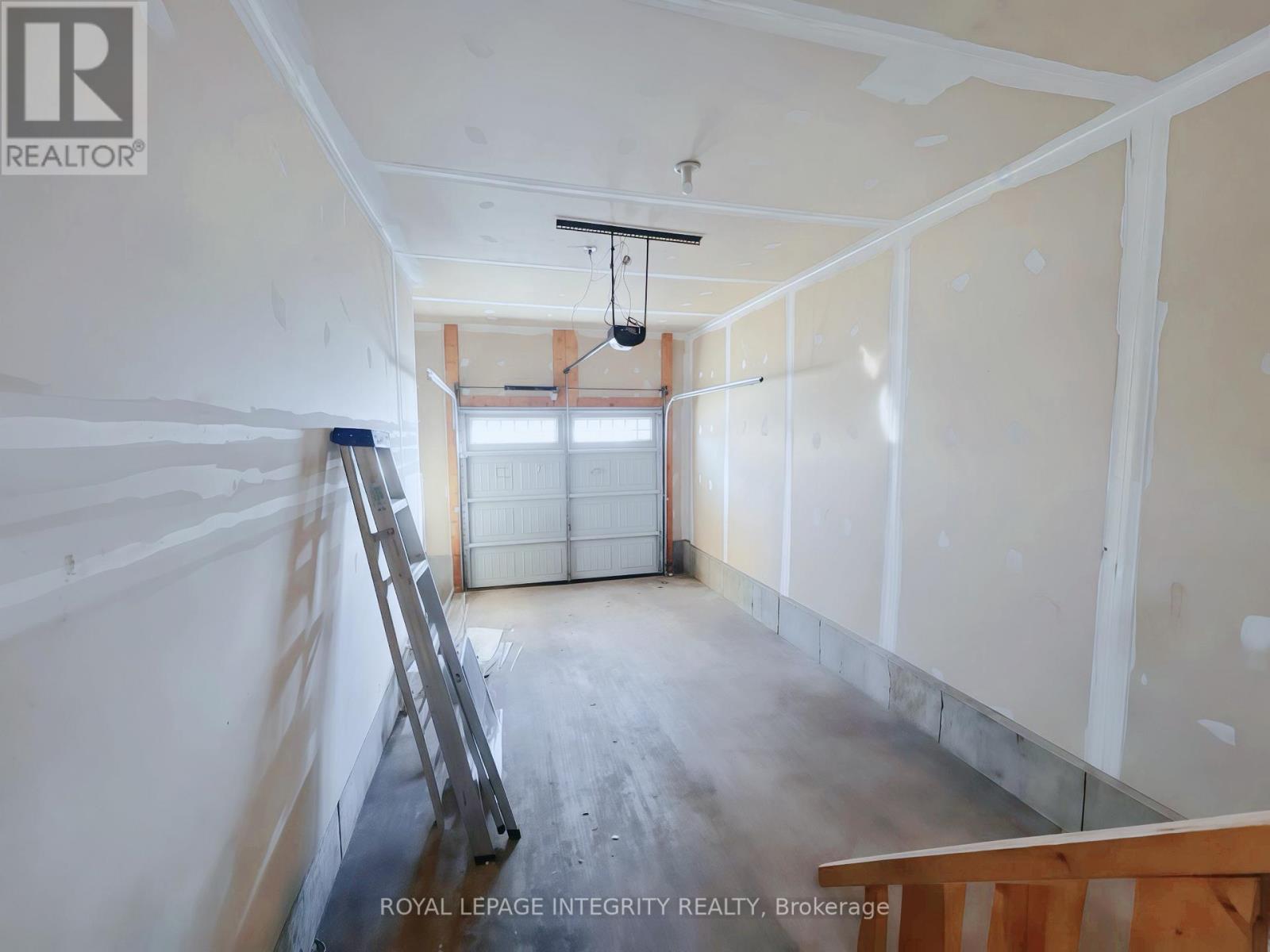 52 Sundragon Way, Ottawa, Ontario  K2C 3H2 - Photo 23 - X12503800