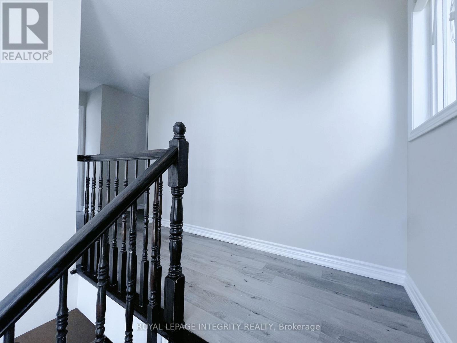 52 Sundragon Way, Ottawa, Ontario  K2C 3H2 - Photo 9 - X12503800