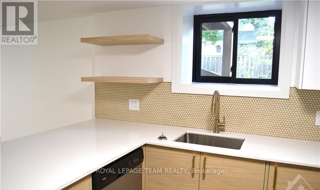 3 - 503 Athlone Avenue, Ottawa, Ontario  K1Z 5M9 - Photo 10 - X12503892