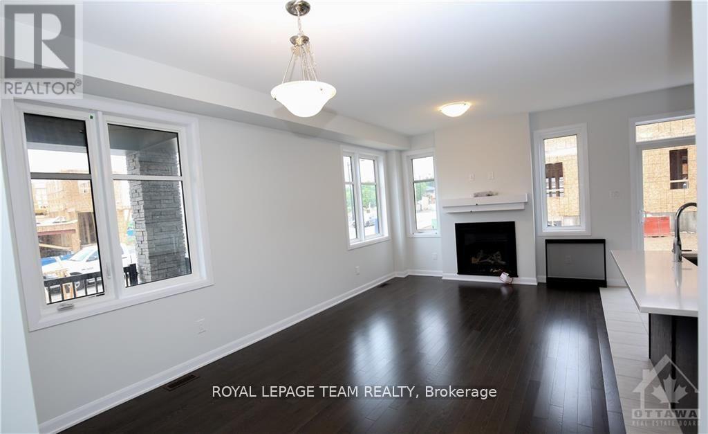 128 Lynn Coulter Street, Ottawa, Ontario  K2J 7C5 - Photo 3 - X12503908