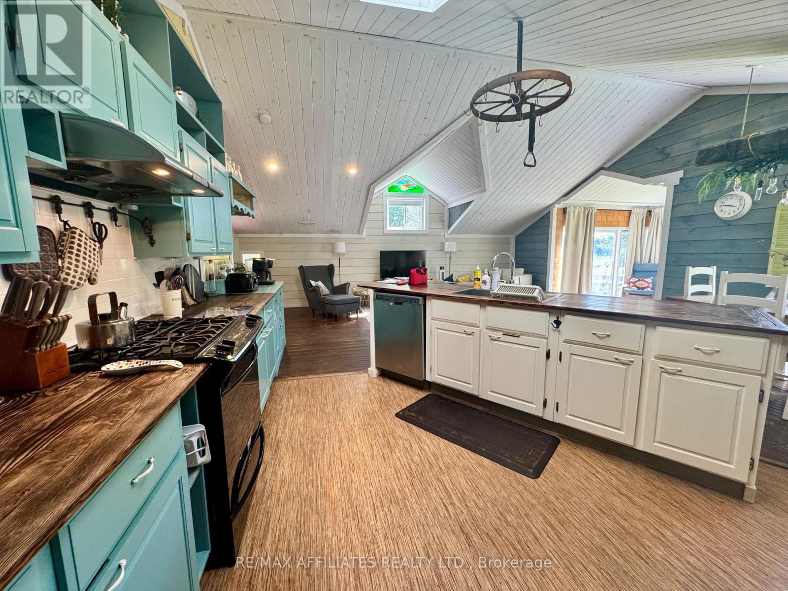 6828 511 Highway, Lanark Highlands, Ontario  K0G 1K0 - Photo 10 - X12503956