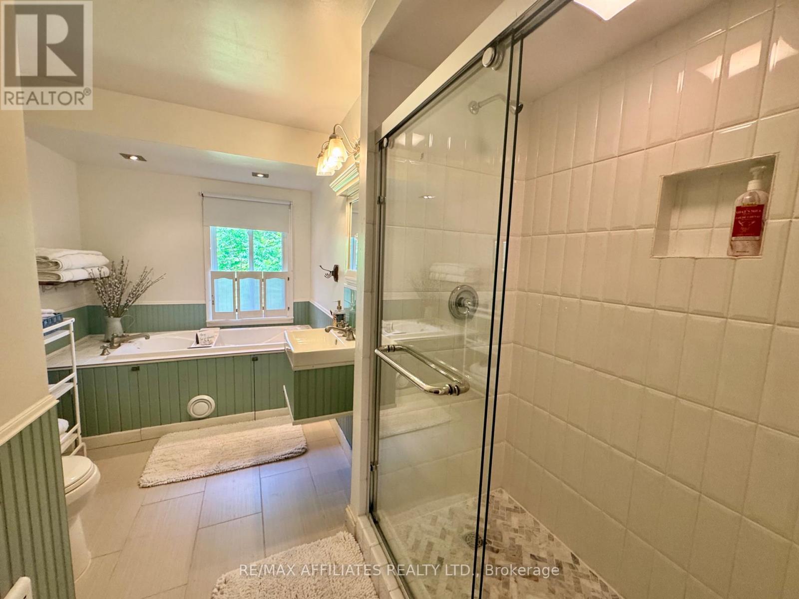 6828 511 Highway, Lanark Highlands, Ontario  K0G 1K0 - Photo 16 - X12503956