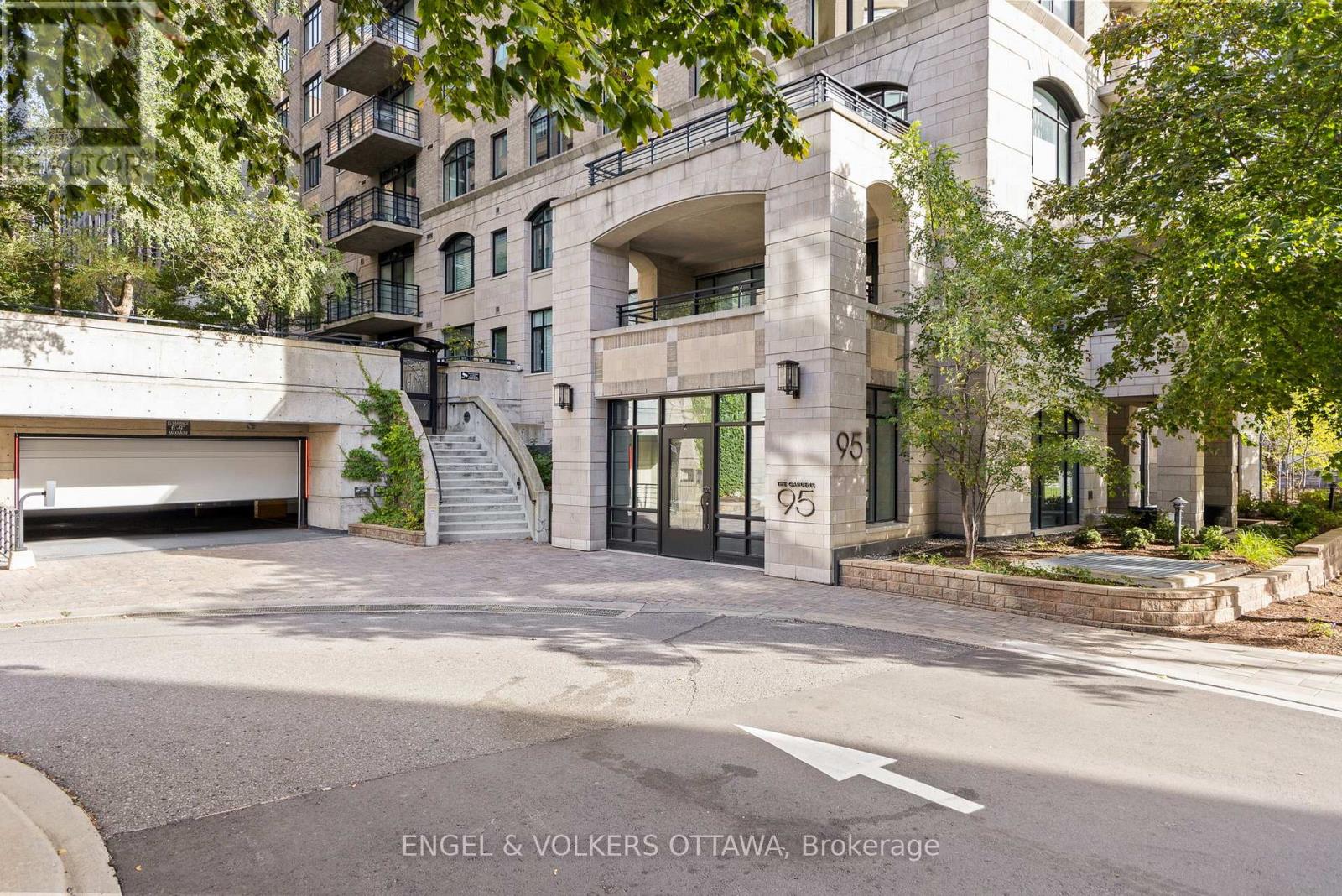 303 - 95 Bronson Avenue, Ottawa, Ontario  K1R 1E2 - Photo 3 - X12504056