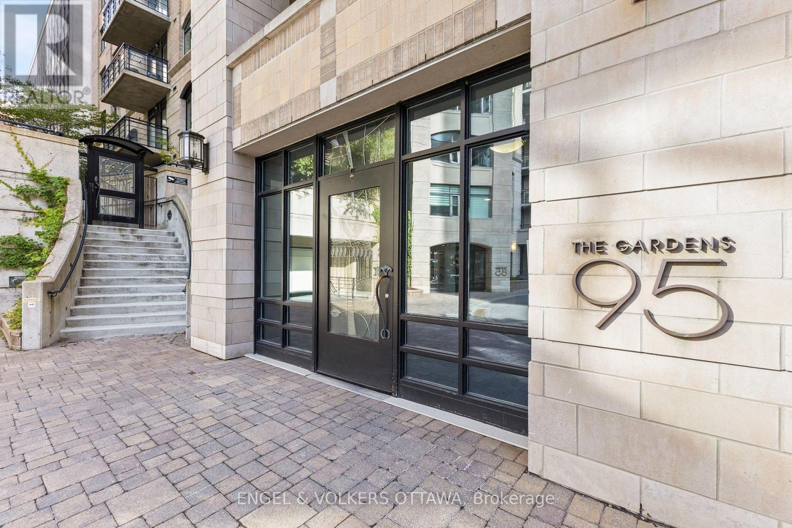 303 - 95 Bronson Avenue, Ottawa, Ontario  K1R 1E2 - Photo 4 - X12504056