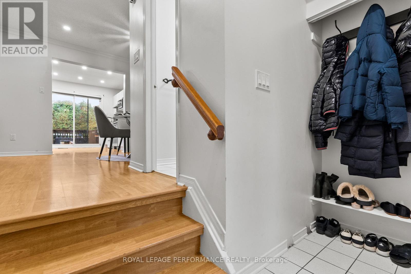 787 Hancock Crescent, Ottawa, Ontario  K4A 3N1 - Photo 3 - X12504064