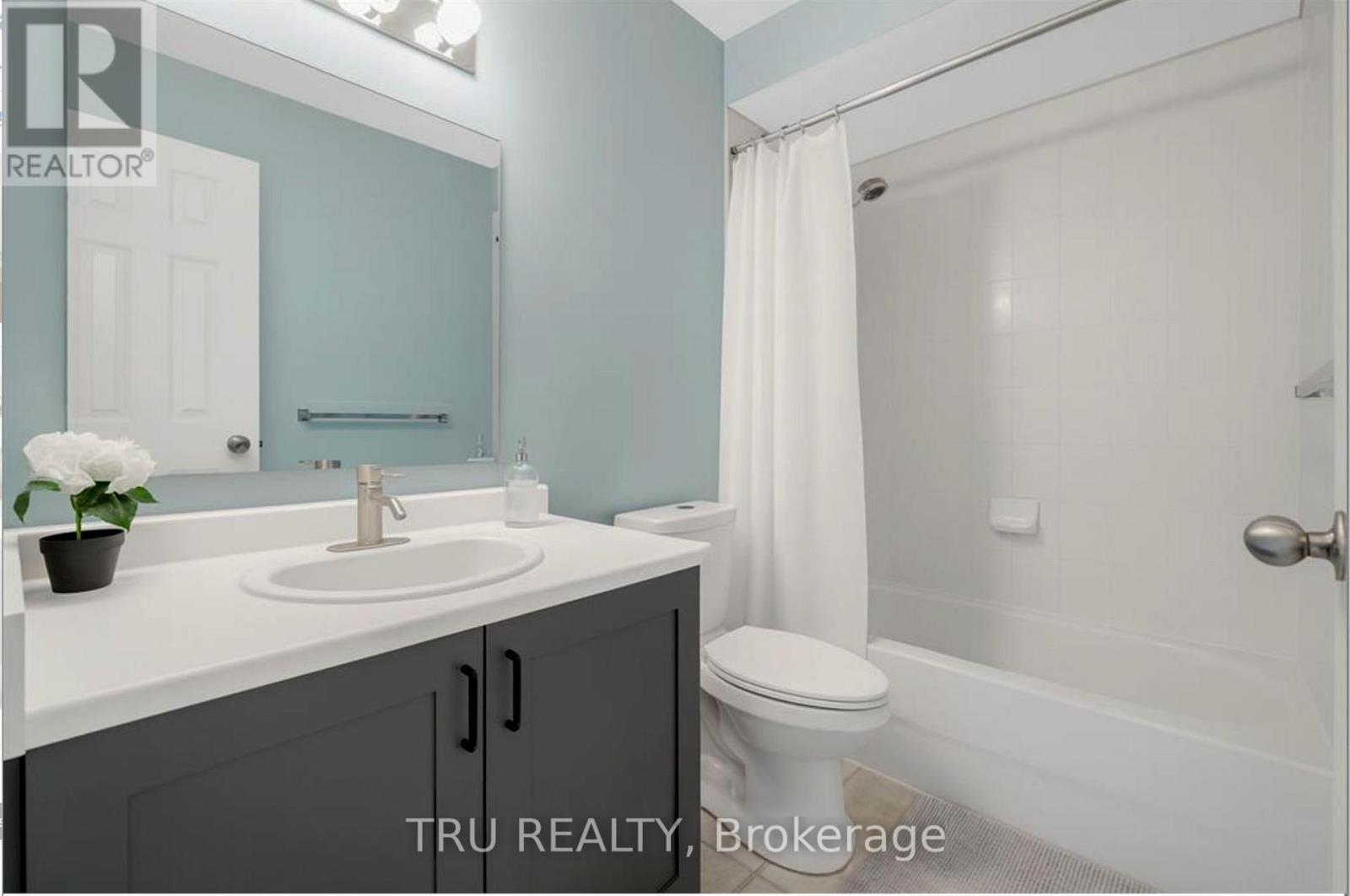 102 Southpointe Avenue, Ottawa, Ontario  K2J 4T5 - Photo 13 - X12504068