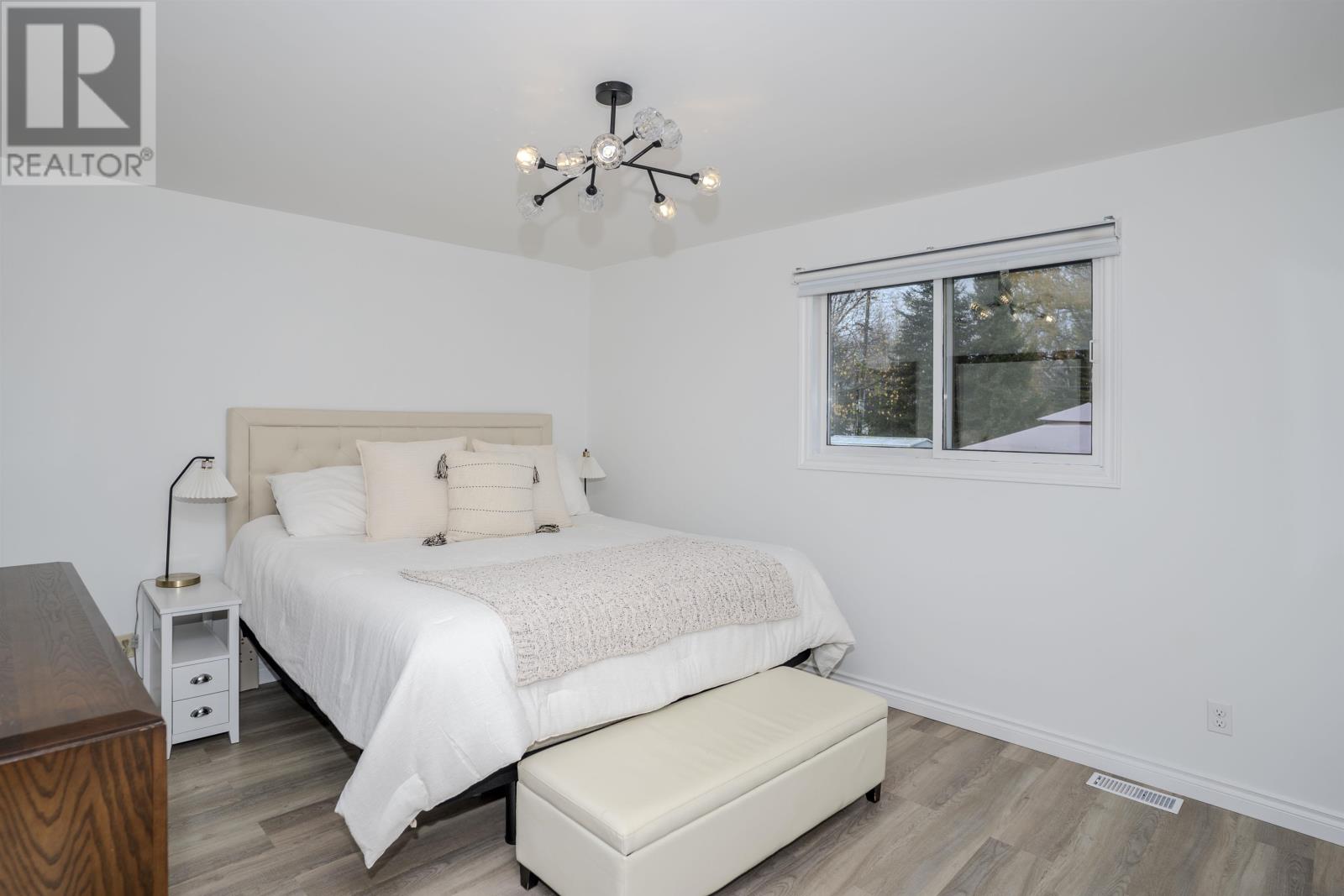 106 Iris Cres, Thunder Bay, Ontario  P7A 7Z9 - Photo 21 - TB253383