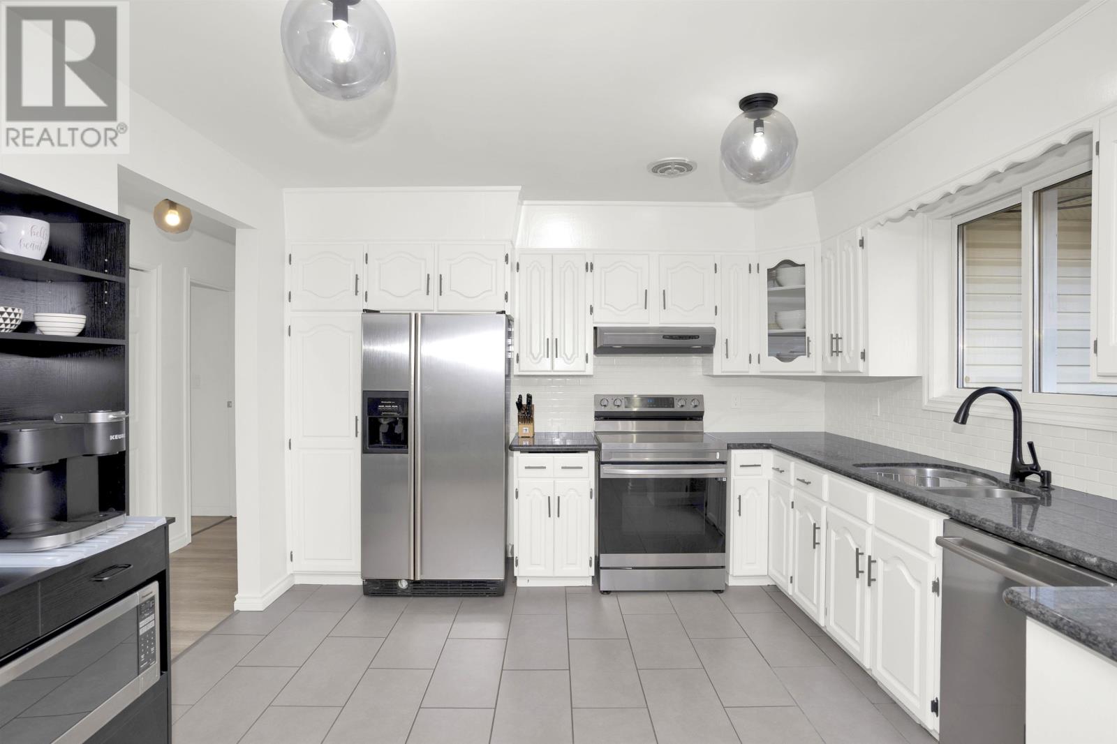 106 Iris Cres, Thunder Bay, Ontario  P7A 7Z9 - Photo 13 - TB253383