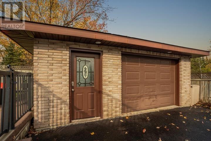 106 Iris Cres, Thunder Bay, Ontario  P7A 7Z9 - Photo 2 - TB253383