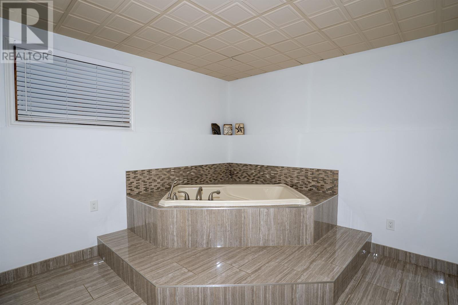 106 Iris Cres, Thunder Bay, Ontario  P7A 7Z9 - Photo 31 - TB253383