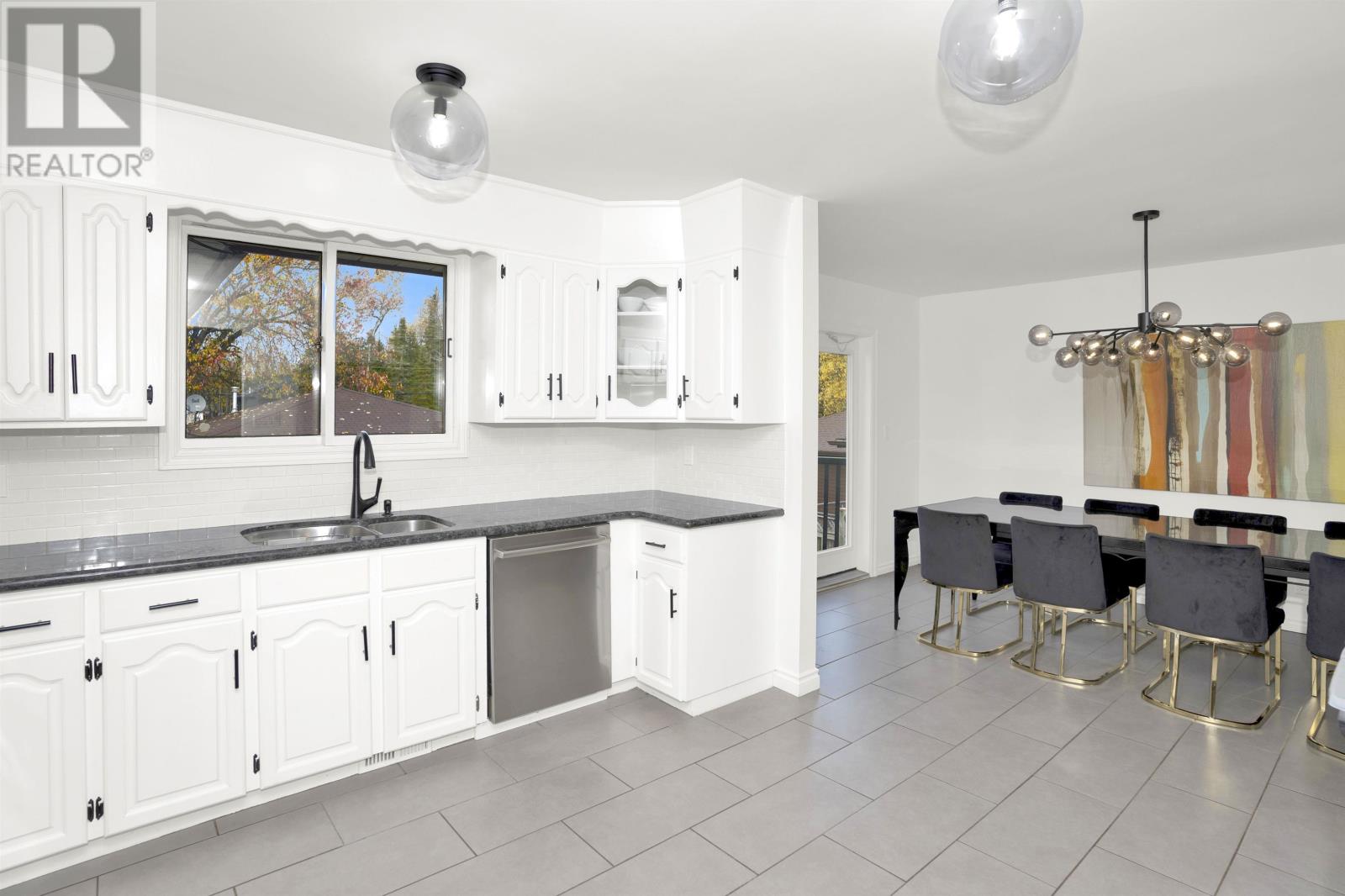 106 Iris Cres, Thunder Bay, Ontario  P7A 7Z9 - Photo 12 - TB253383