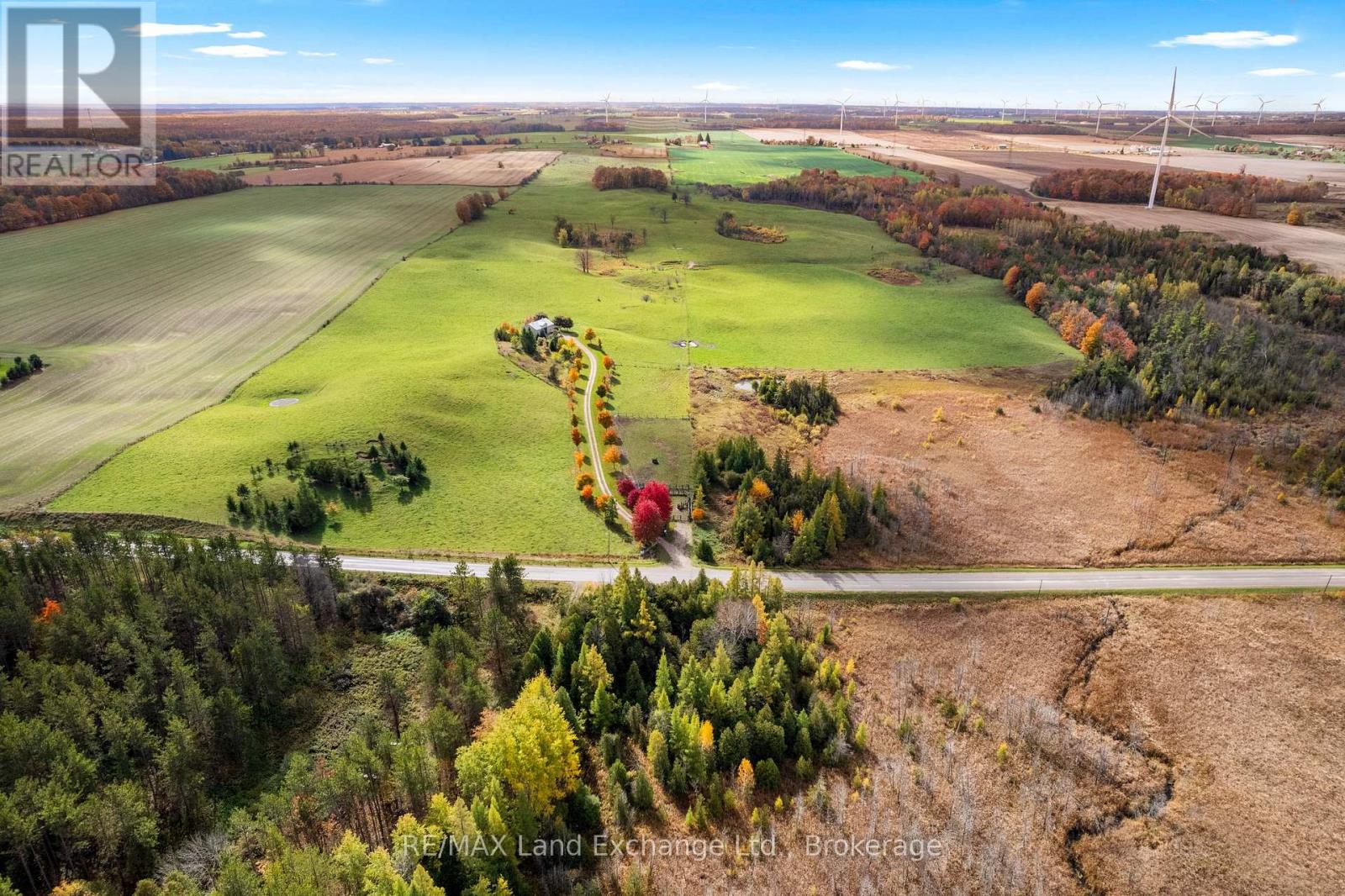 97 2 Bruce Twp. Concession, Kincardine, Ontario N2Z 2X3 - Photo 14 - X12428528