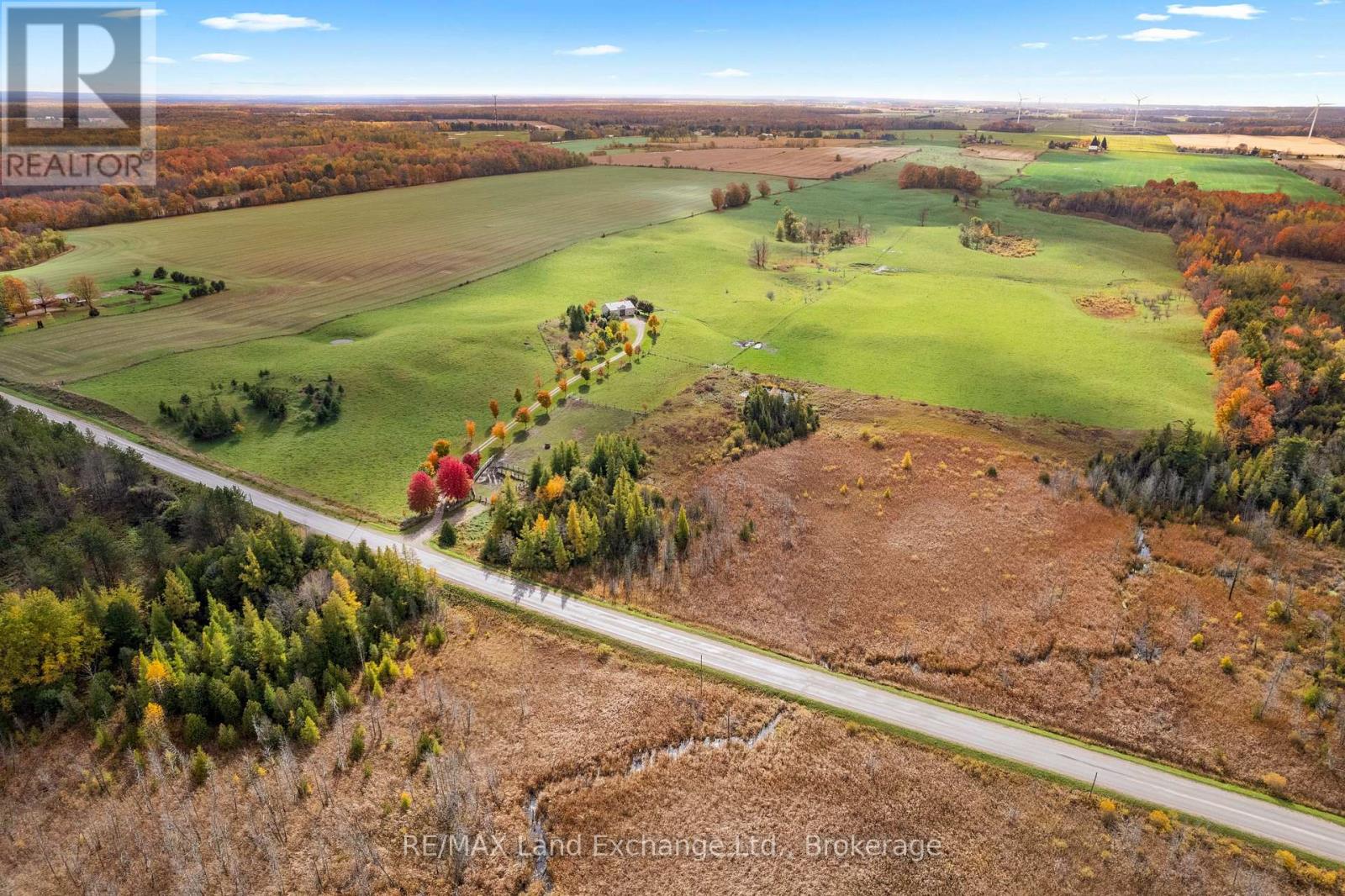 97 2 Bruce Twp. Concession, Kincardine, Ontario N2Z 2X3 - Photo 16 - X12428528