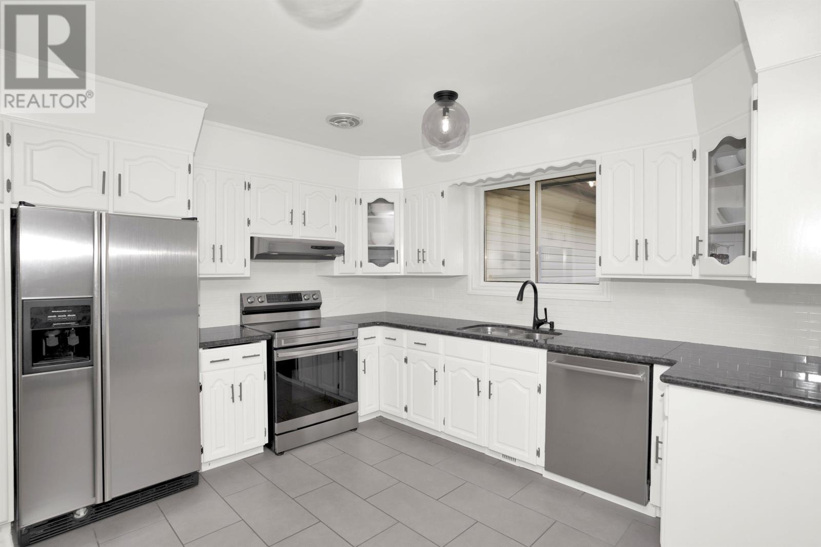 106 Iris Cres, Thunder Bay, Ontario  P7A 7Z9 - Photo 14 - TB253383