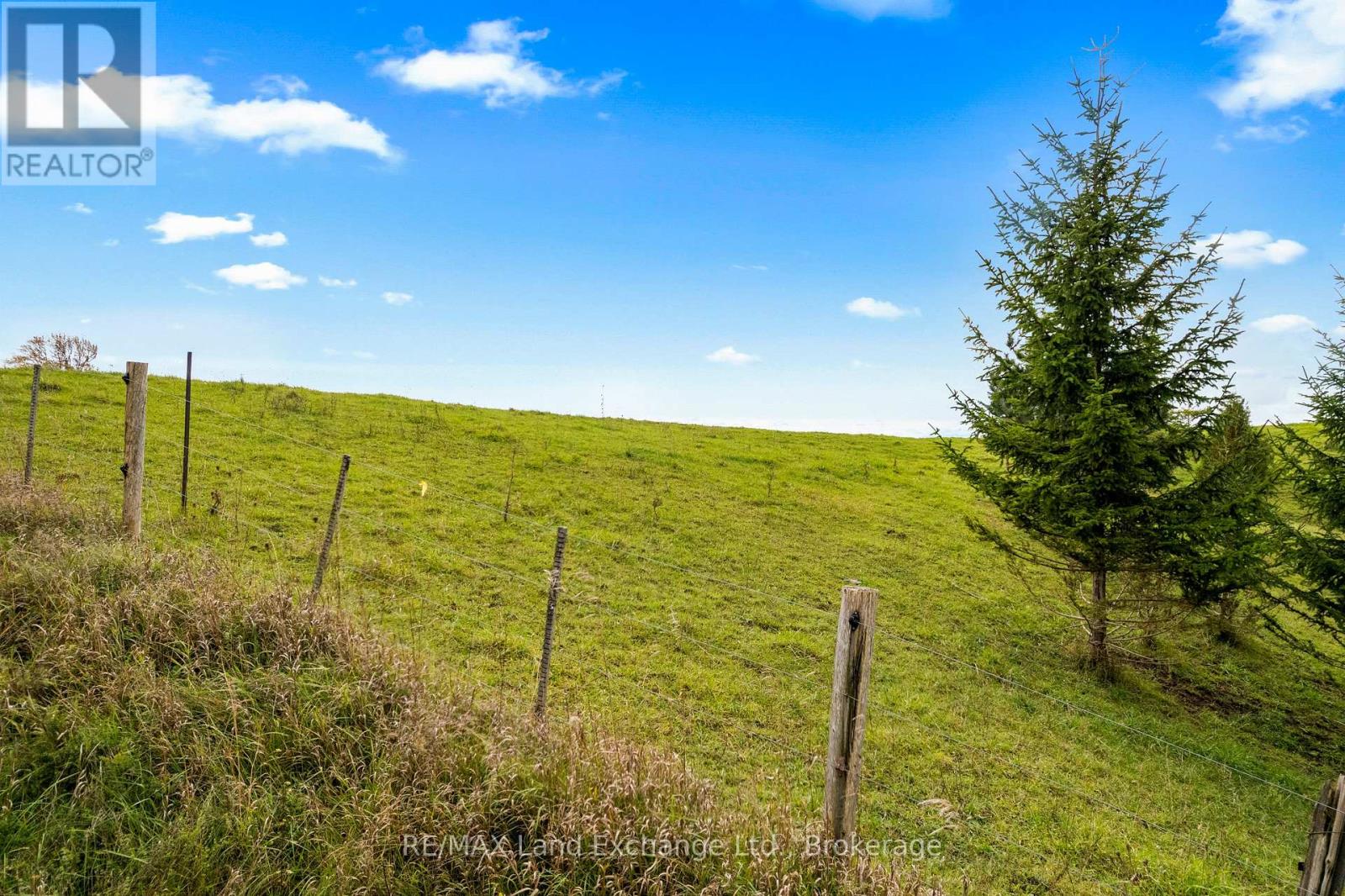 97 2 Bruce Twp. Concession, Kincardine, Ontario N2Z 2X3 - Photo 33 - X12428528